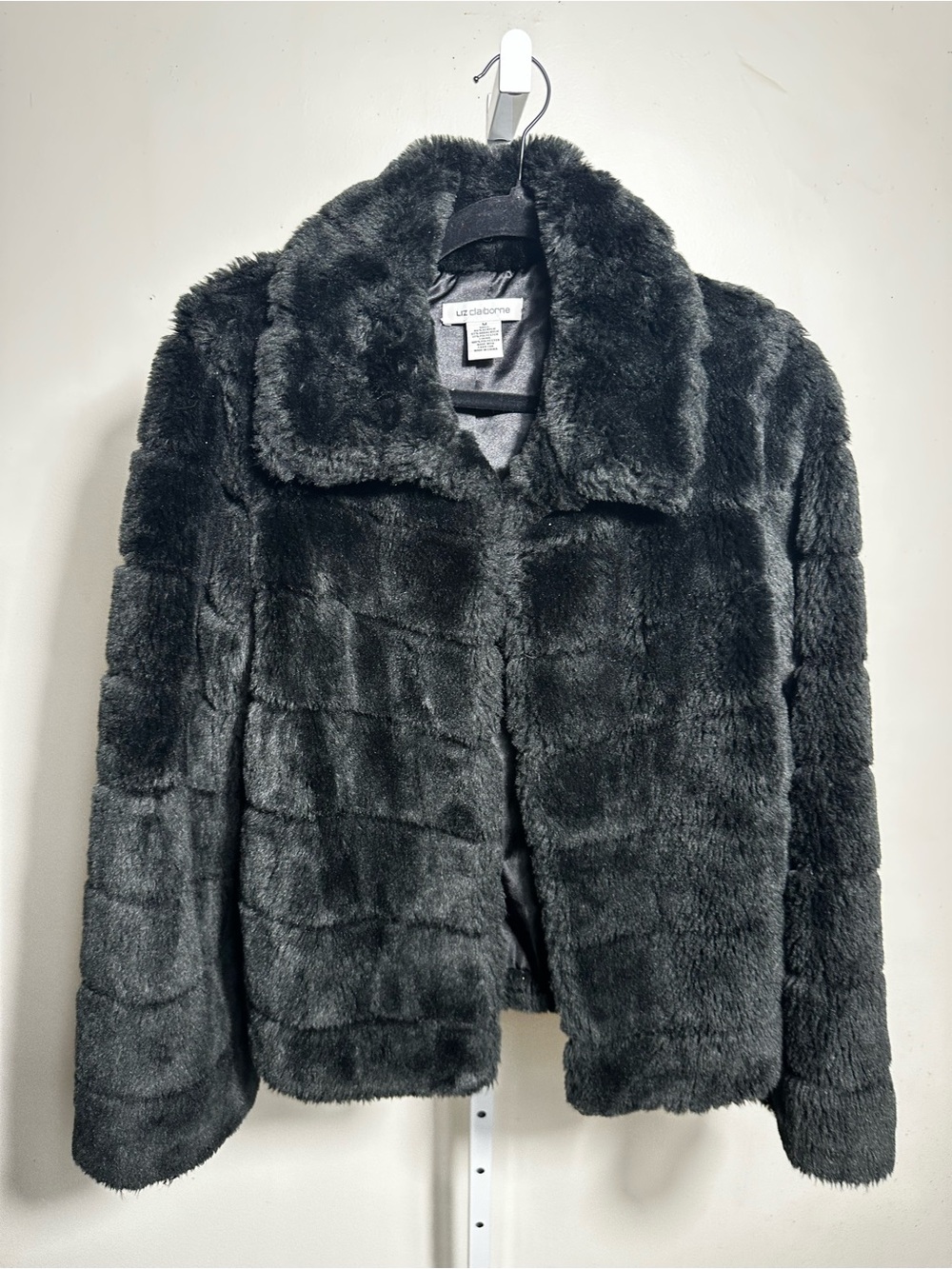 N105. Liz Claiborne Black Plush Faux Fur Jacket with Hook Closure medium